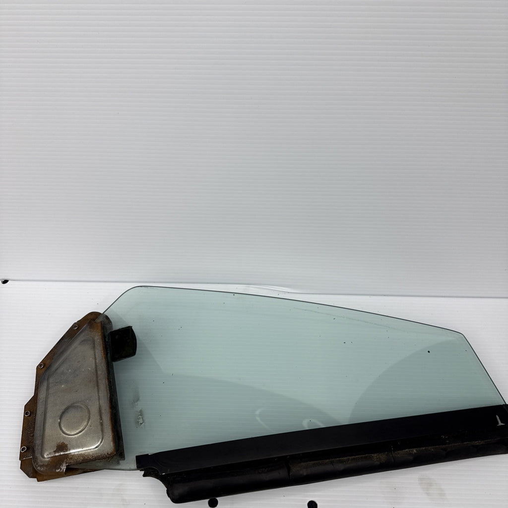 83-93 Ford Mustang Convertible Quarter Window Glass R Passenger Carlite OEM 5.0