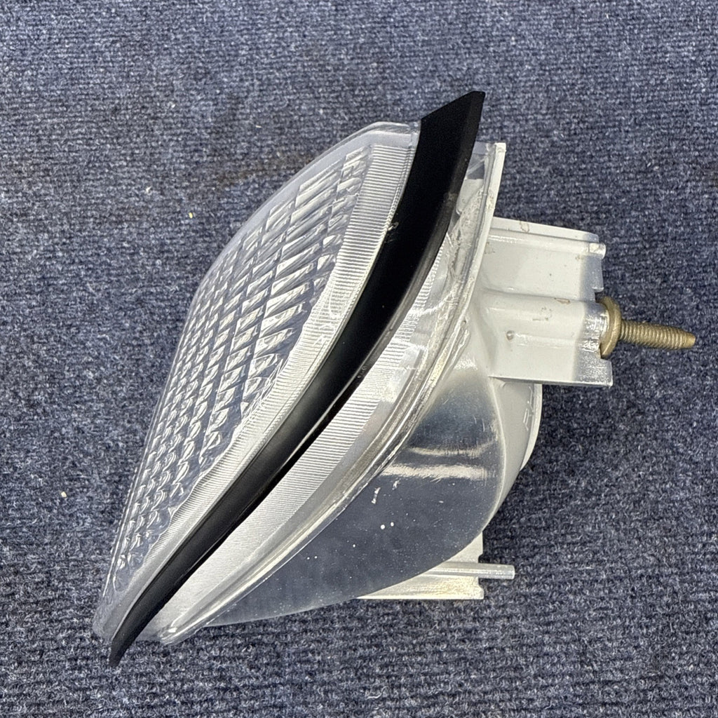NOS 1987-1993 FORD MUSTANG MARKER LIGHTS  87-93 Park Lamp Lh Driver Side OEM