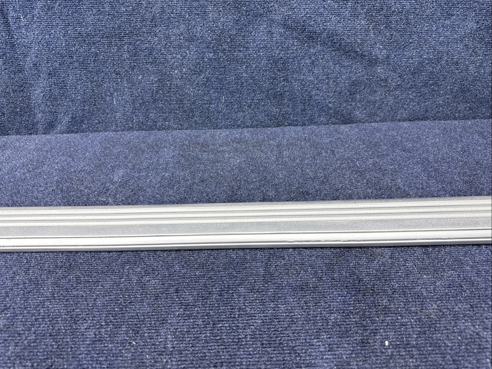 LINCOLN MARK VII LSC 84-92 1984-1992 DRIVER DOOR MOLDING GRAY LH LEFT OEM