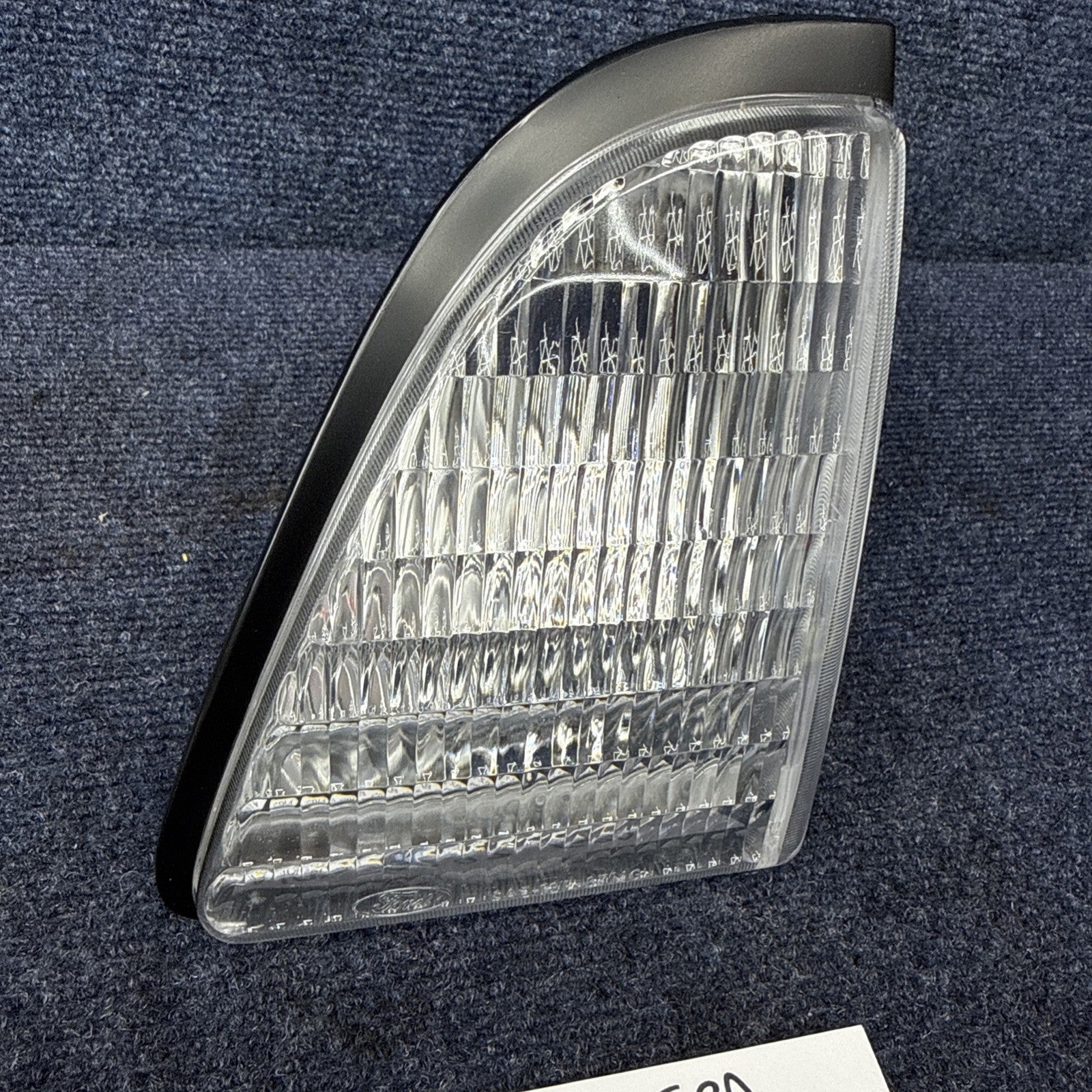 NOS 1987-1993 FORD MUSTANG MARKER LIGHTS  87-93 Park Lamp Rh Passenger Side OEM