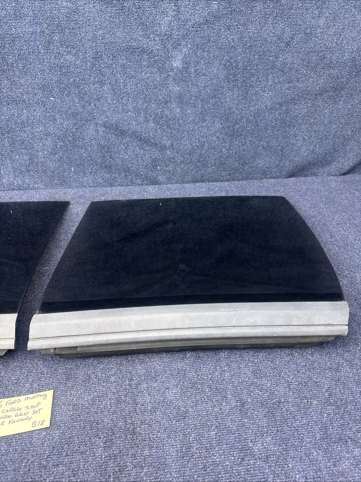 79-86 FORD MUSTANG OEM CARLITE T TOP TOPS REMOVABLE GLASS SET LEFT RIGHT Hatch