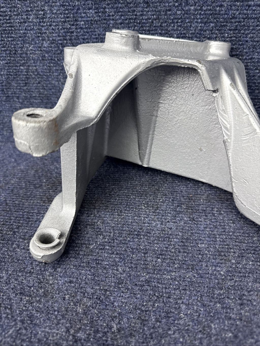 1987-1993 Ford Mustang 5.0 Oem Alternator smog pump bracket E5AE-10039-CA 302