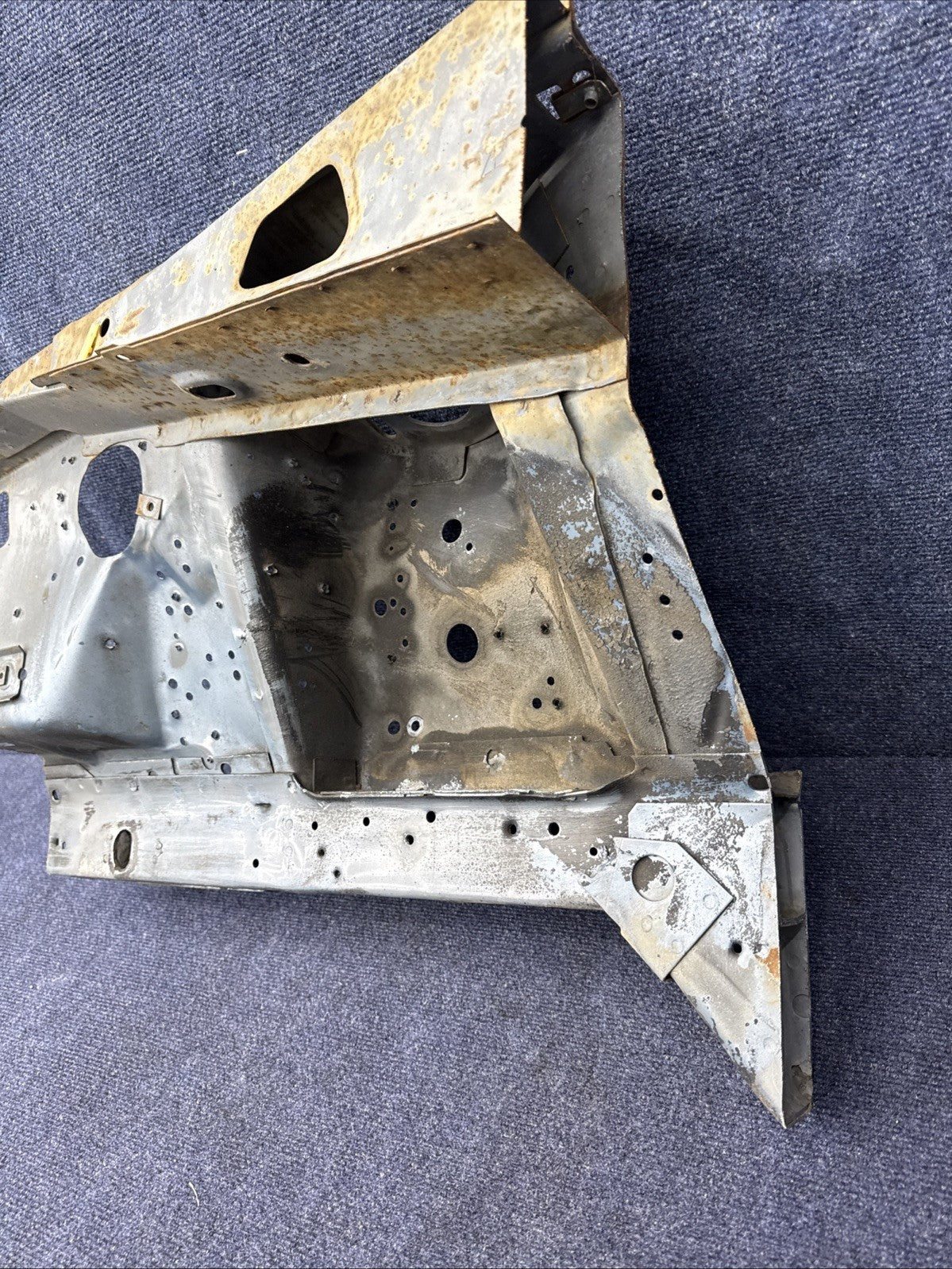 79 - 89 MUSTANG LH FENDER APRON FRAME SHOCK TOWER METAL OEM Drivers Side 87-93