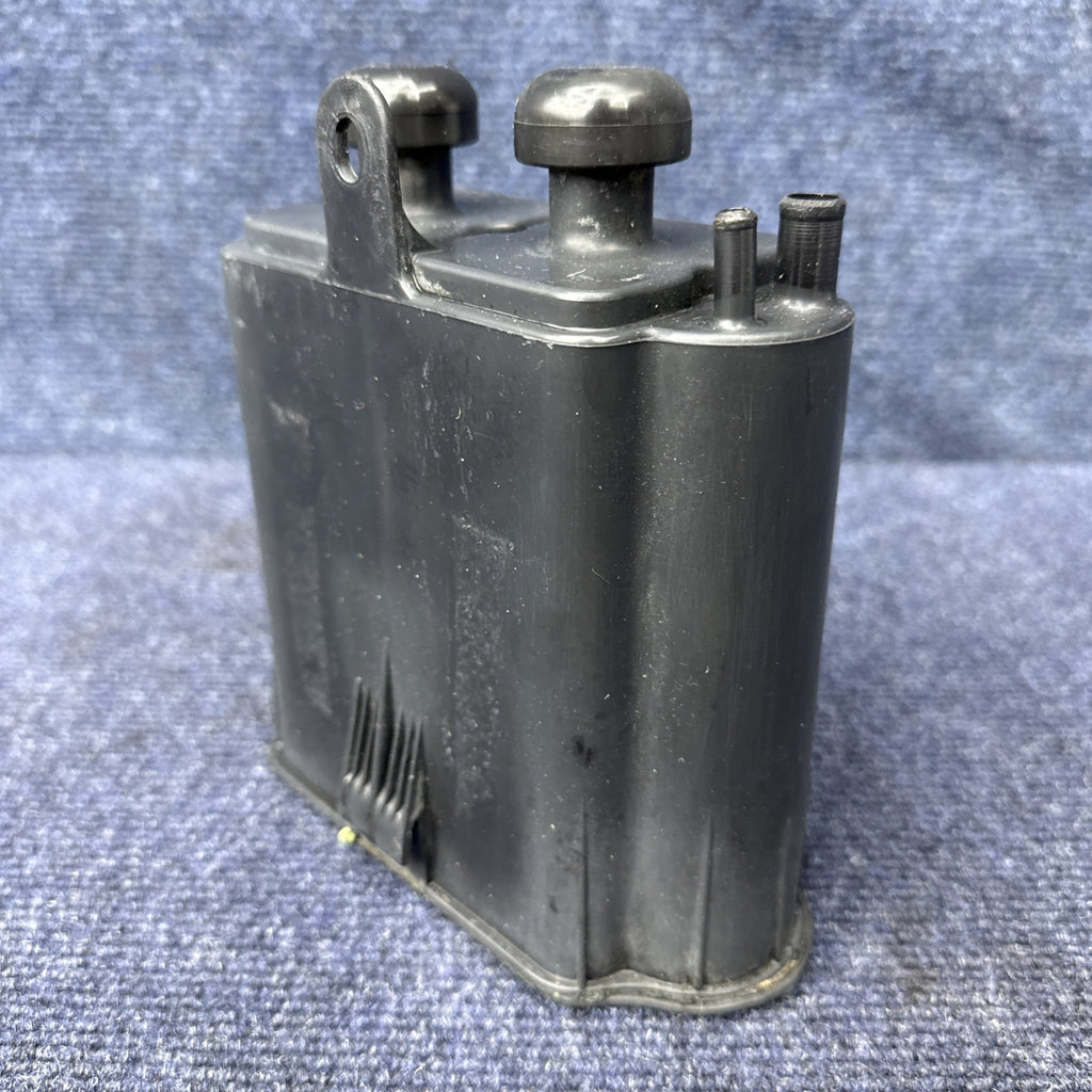 1986-1993 FORD MUSTANG 5.0 302 CAPRI Ranger CHARCOAL EVAP CANISTER BOX OEM Vent