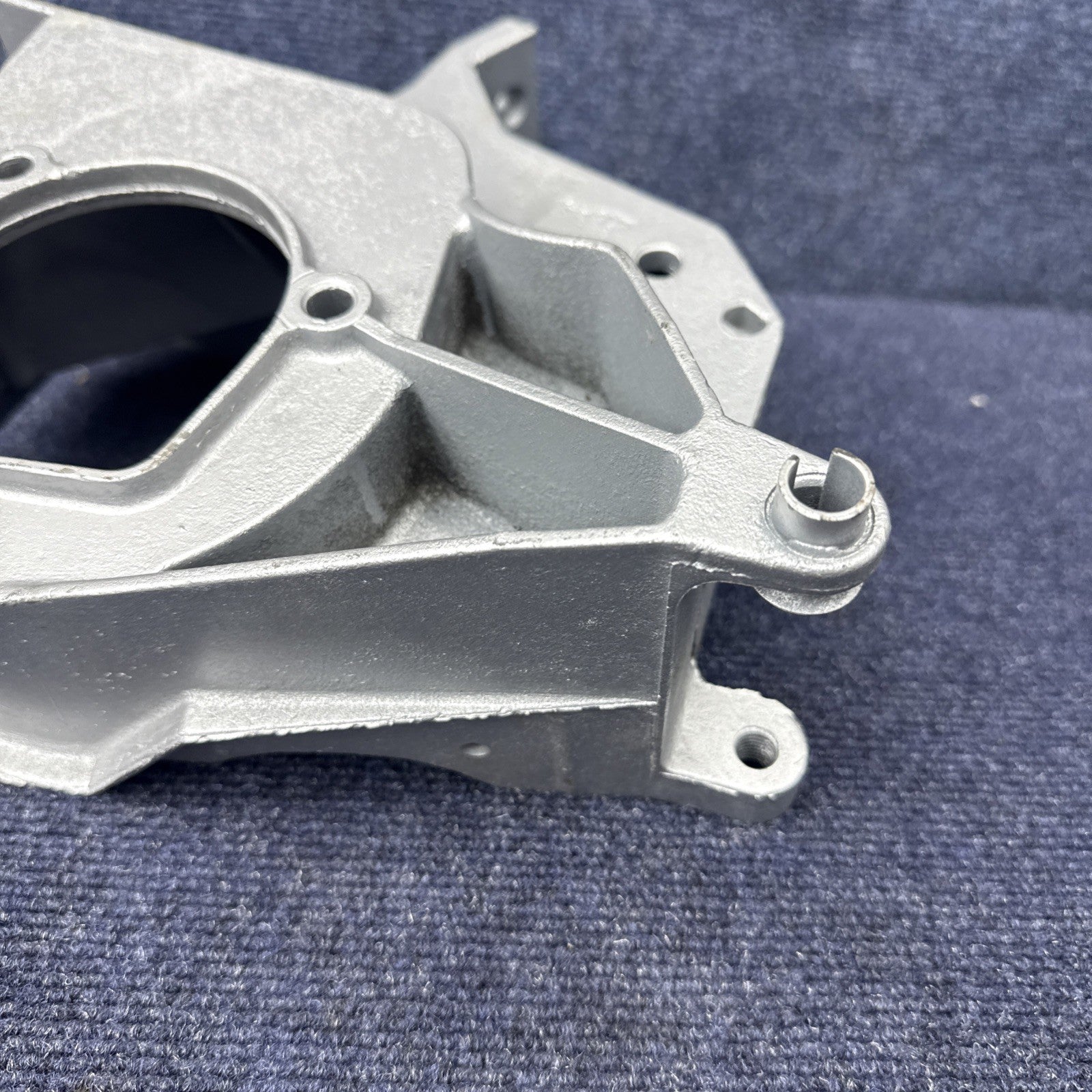 87-90 MUSTANG 2300 ALTERNATOR POWER STEERING PUMP MOUNT BRACKET OEM E7SE-10239