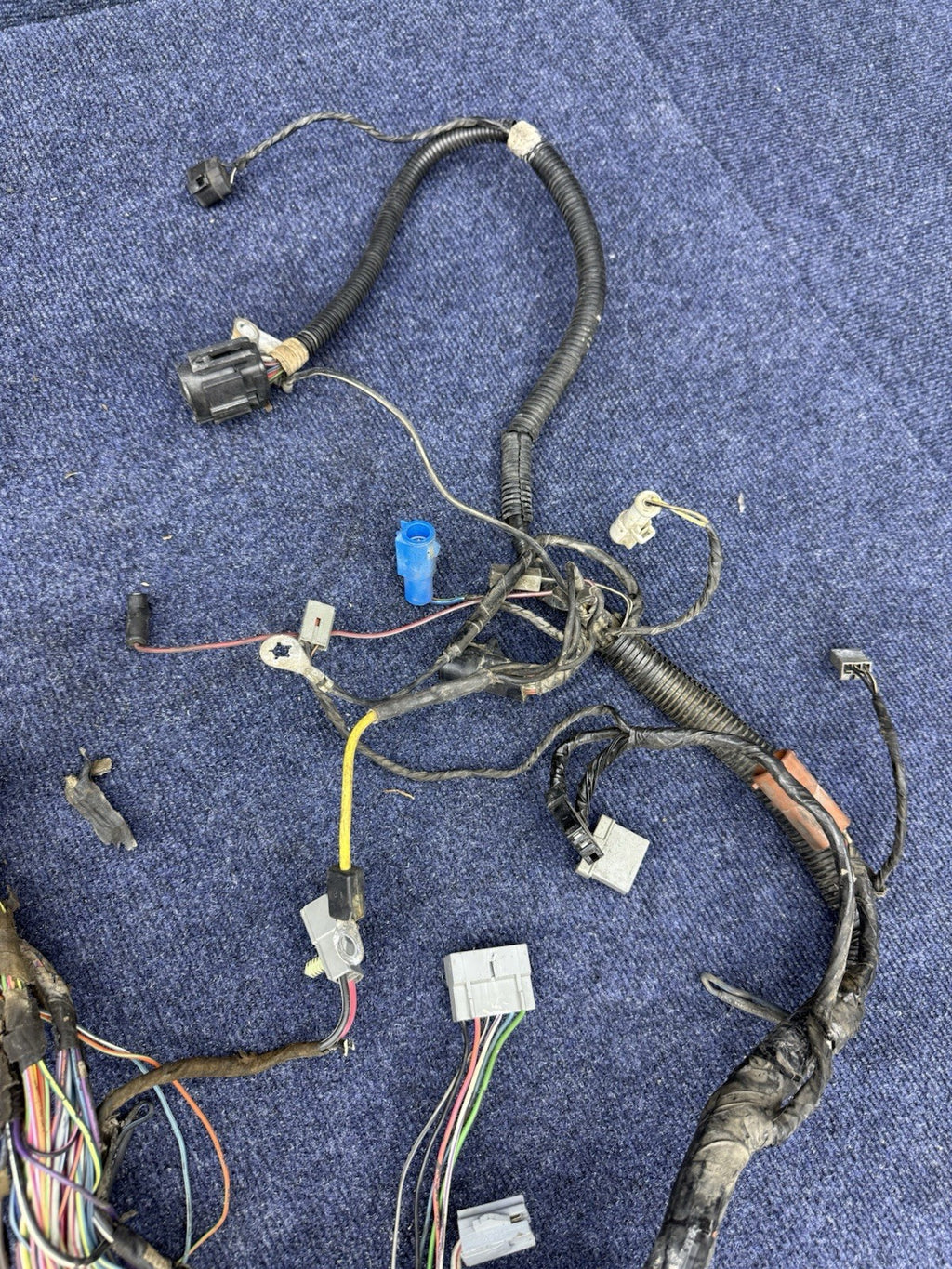 91-93 Ford Mustang Dash Wiring Harness Complete w/ Fuse Box Ignition Radio OEM