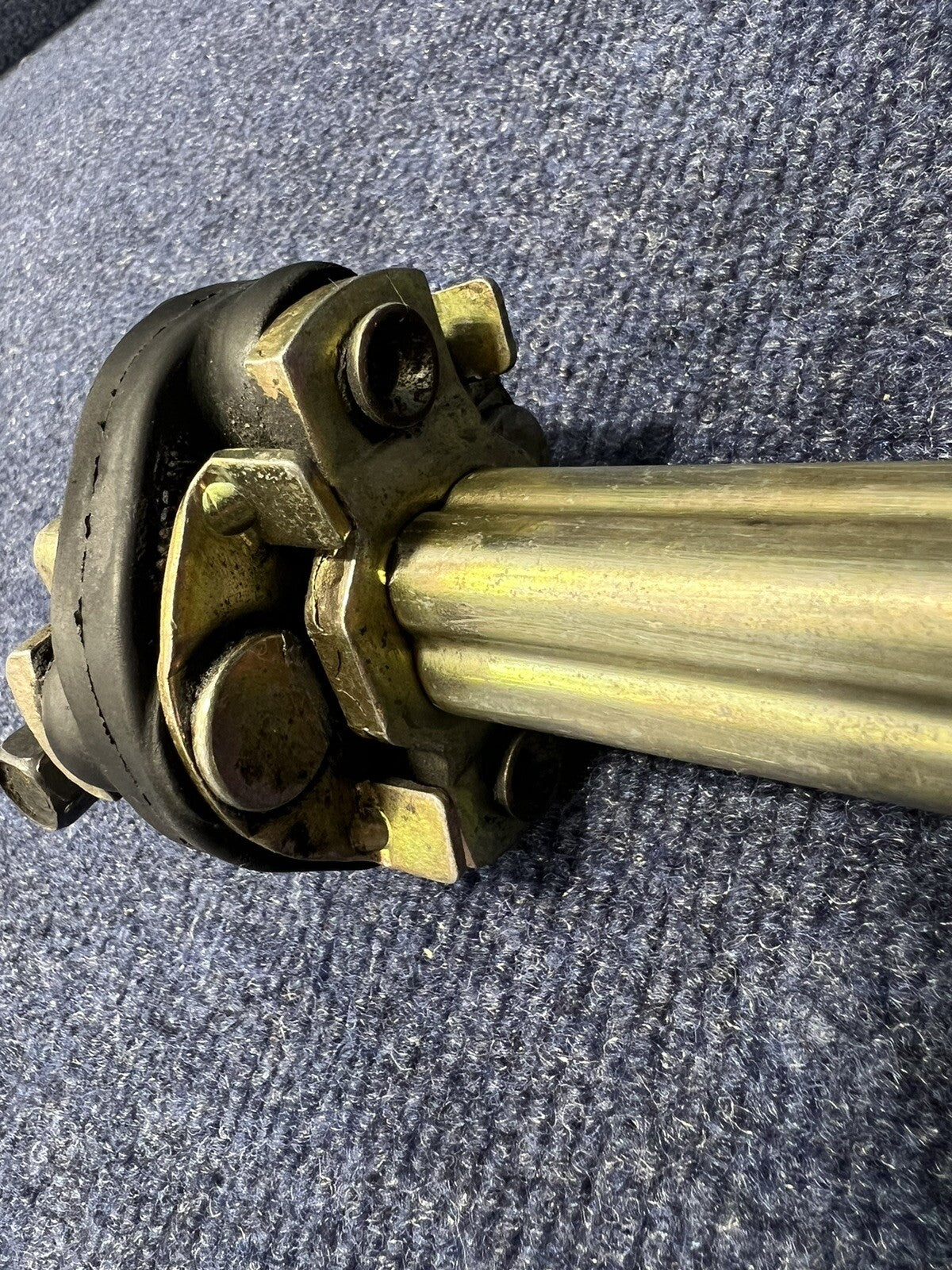 94-04 MUSTANG LX GT SVT LOWER STEERING SHAFT UNIVERSAL RAG JOINT COLUMN COUPLER 