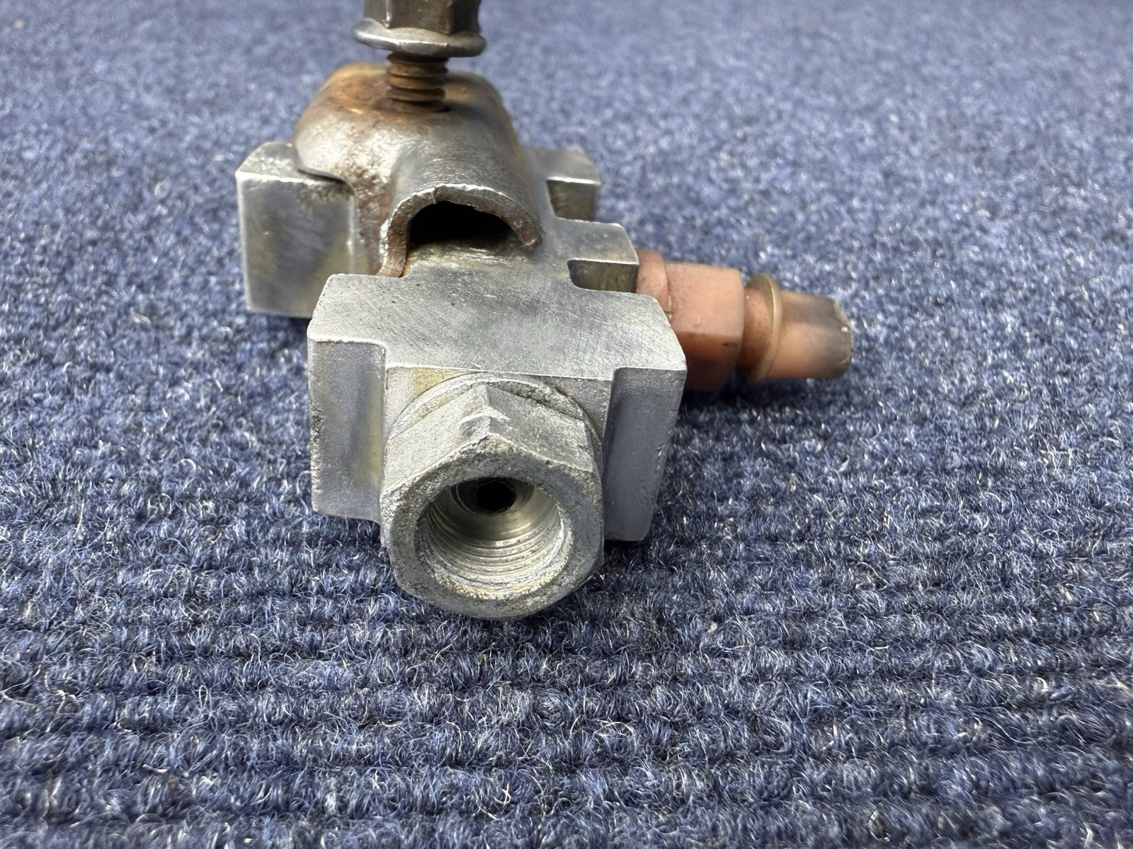 1980-1986 OEM MUSTANG GT DISC BRAKE DISTRIBUTION BLOCK AND PROPORTIONING VALVE