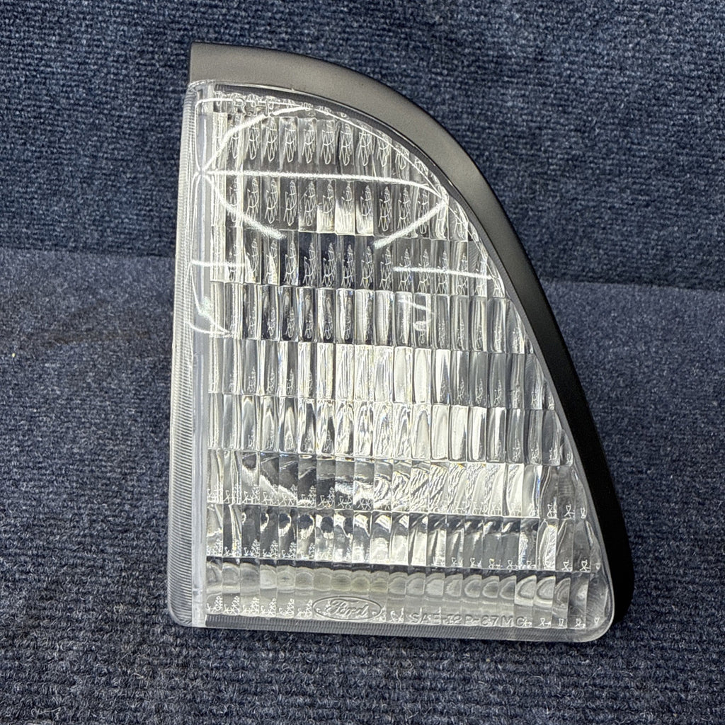 NOS 1987-1993 FORD MUSTANG MARKER LIGHTS  87-93 Park Lamp Lh Driver Side OEM