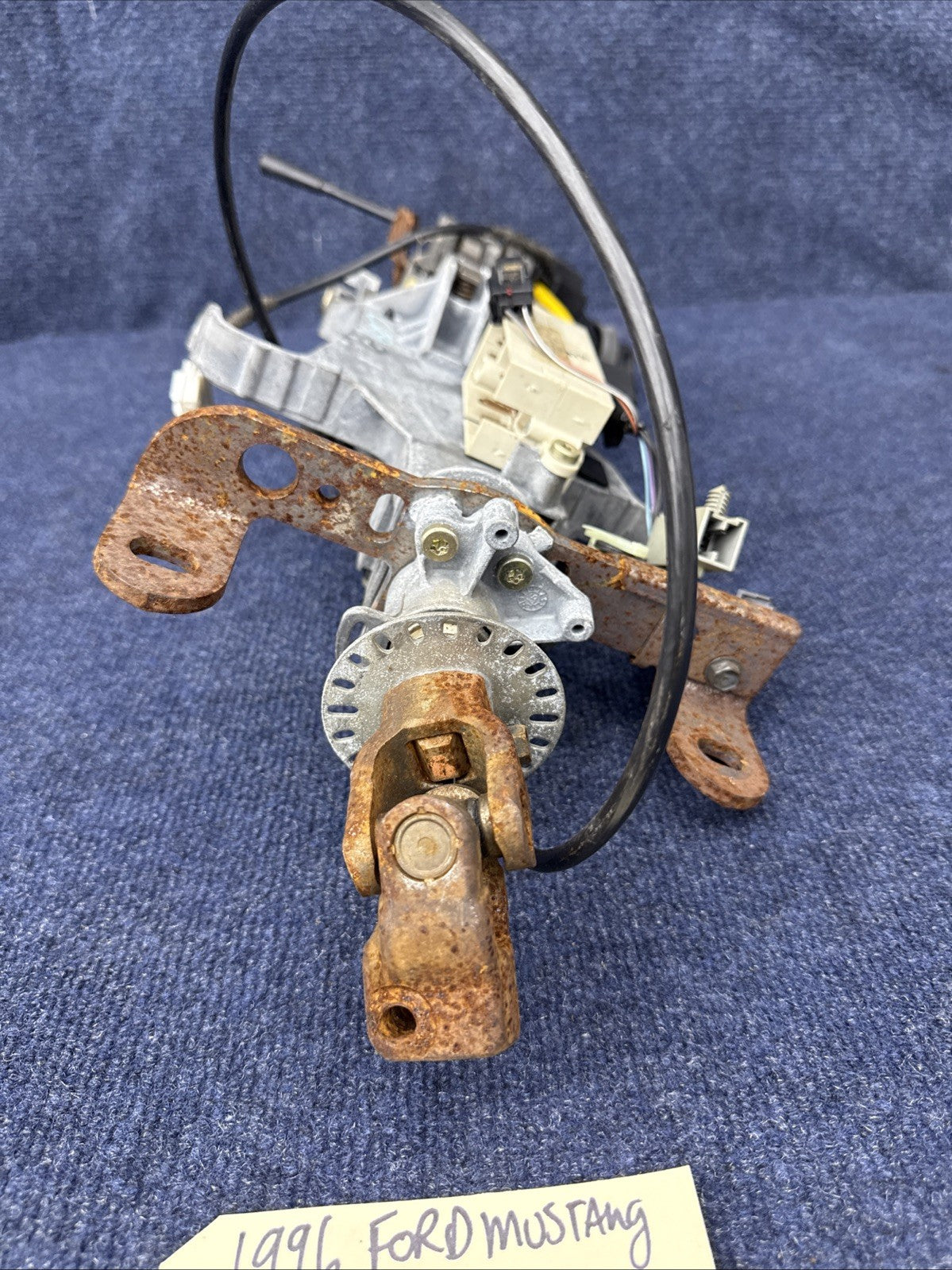 1996 97 98 OEM FORD MUSTANG STEERING COLUMN HOUSING  TILT COLUMN