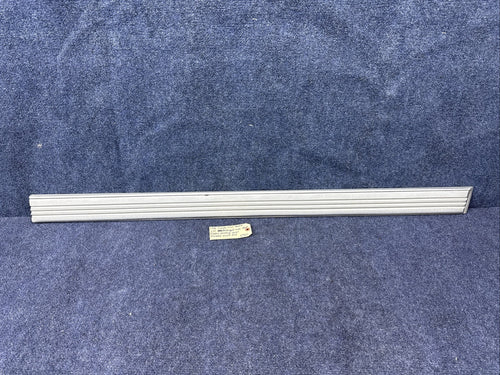 1984 - 1992 Lincoln Mark VII Body Side Moulding Right Door E4LY-6320938BP Driver