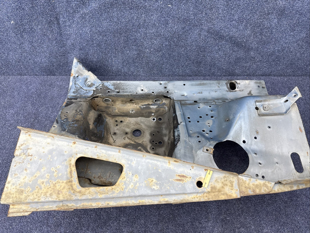 79 - 89 MUSTANG LH FENDER APRON FRAME SHOCK TOWER METAL OEM Drivers Side 87-93