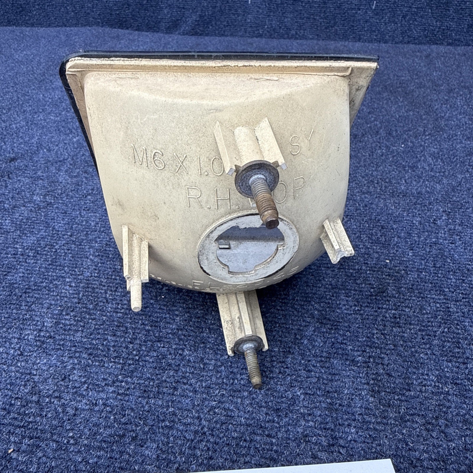 Ford E4LY-13201-B Front Inner Parking Lamp  84-92 Lincoln Mark VII Rh Light