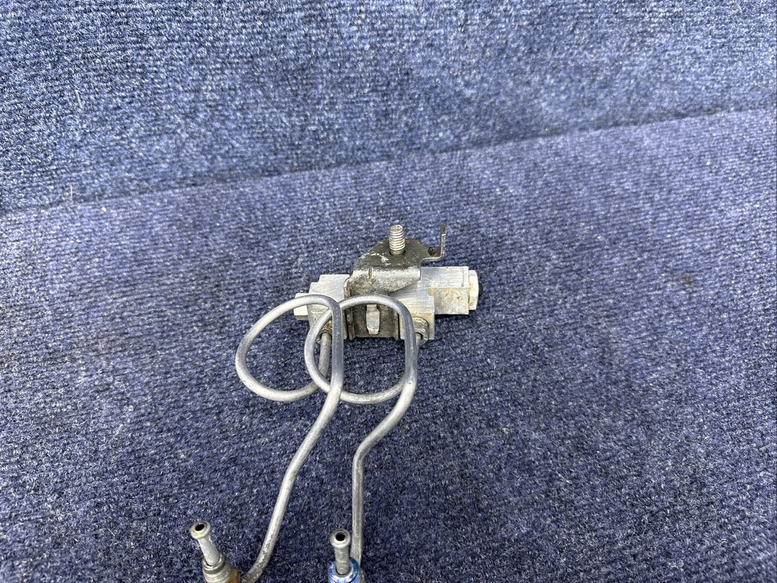 87-93 Ford Mustang Brake Proportioning Valve w/ Bracket Master Cylinder DRUM OEM