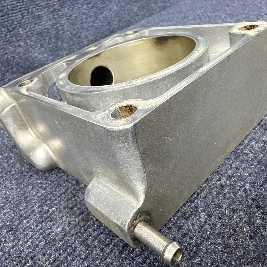 1986-1993 Mustang 302 bbk Edlebrock 70mm throttle body egr spacer 5.0 Foxbody