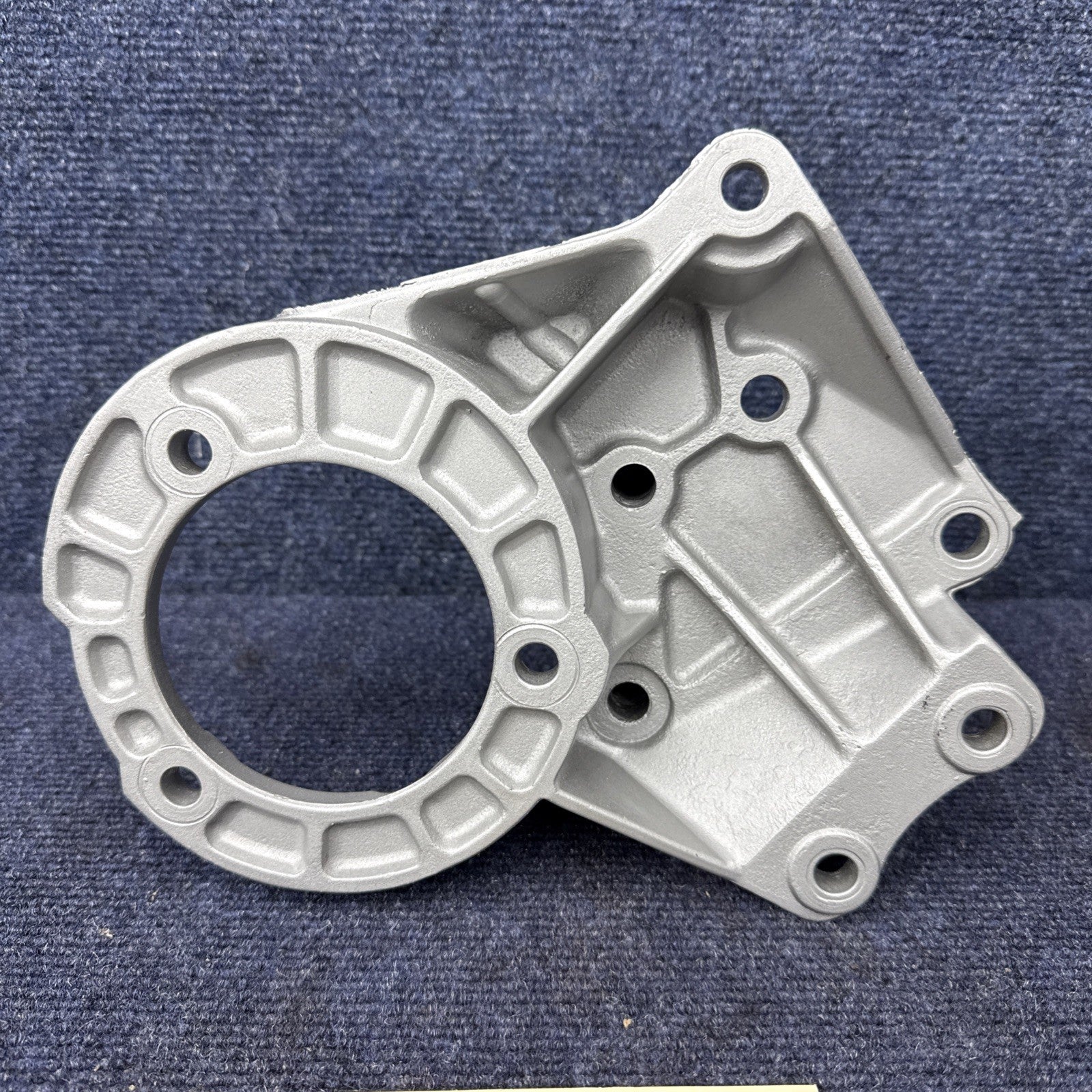 OEM 1984-1996 Ford F150 F250 5.0L Power Steering Pump Bracket | E5AC-3C511-AA