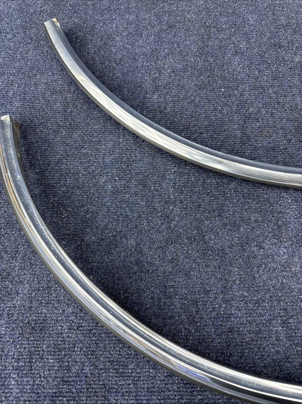 1984-1992 LINCOLN  MARK VII 7 LSC FRONT  Pair LH Rh  Set WHEEL FENDER CHROME OEM