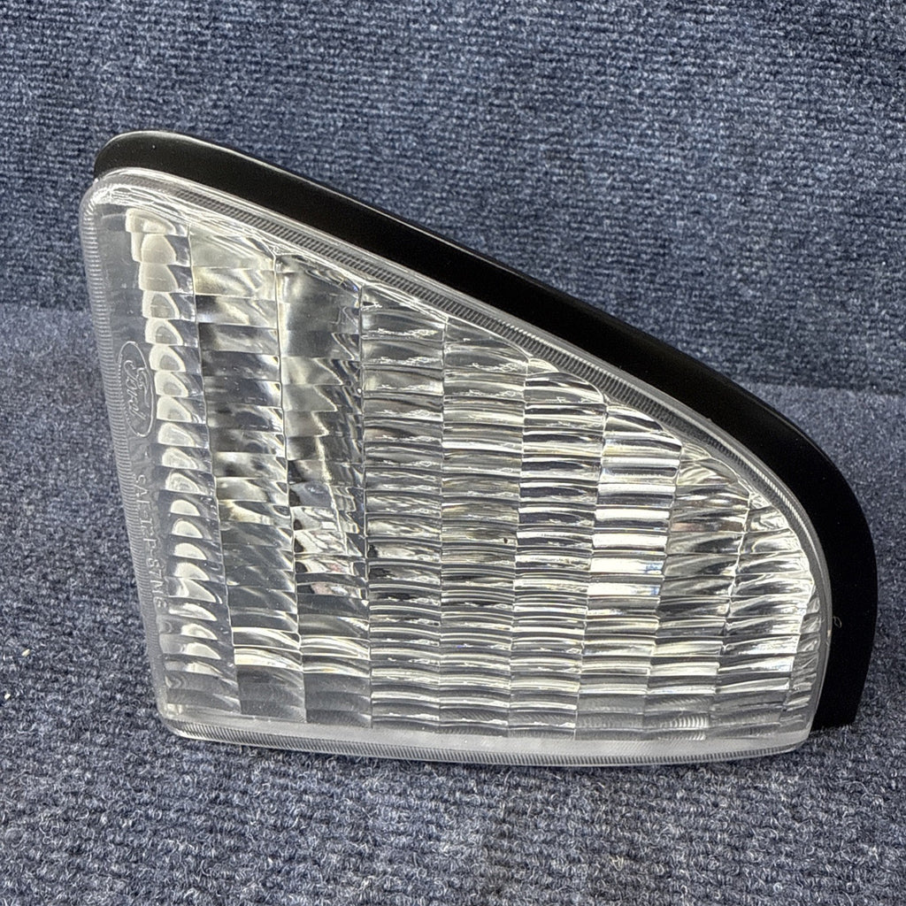 NOS 1987-1993 FORD MUSTANG MARKER LIGHTS  87-93 Park Lamp Rh Passenger Side OEM