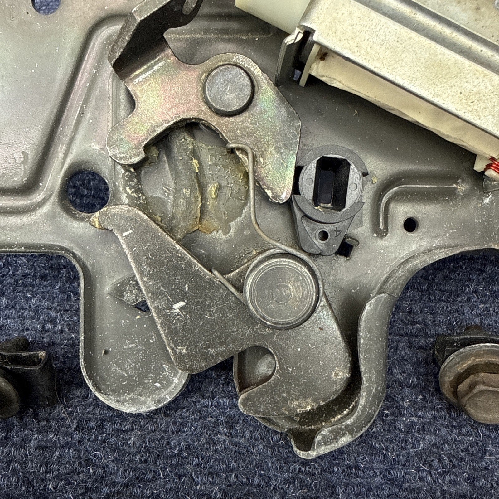 87-93 Ford Mustang Convertible Power Trunk Latch OEM 5.0 Factory Hardware Bolts