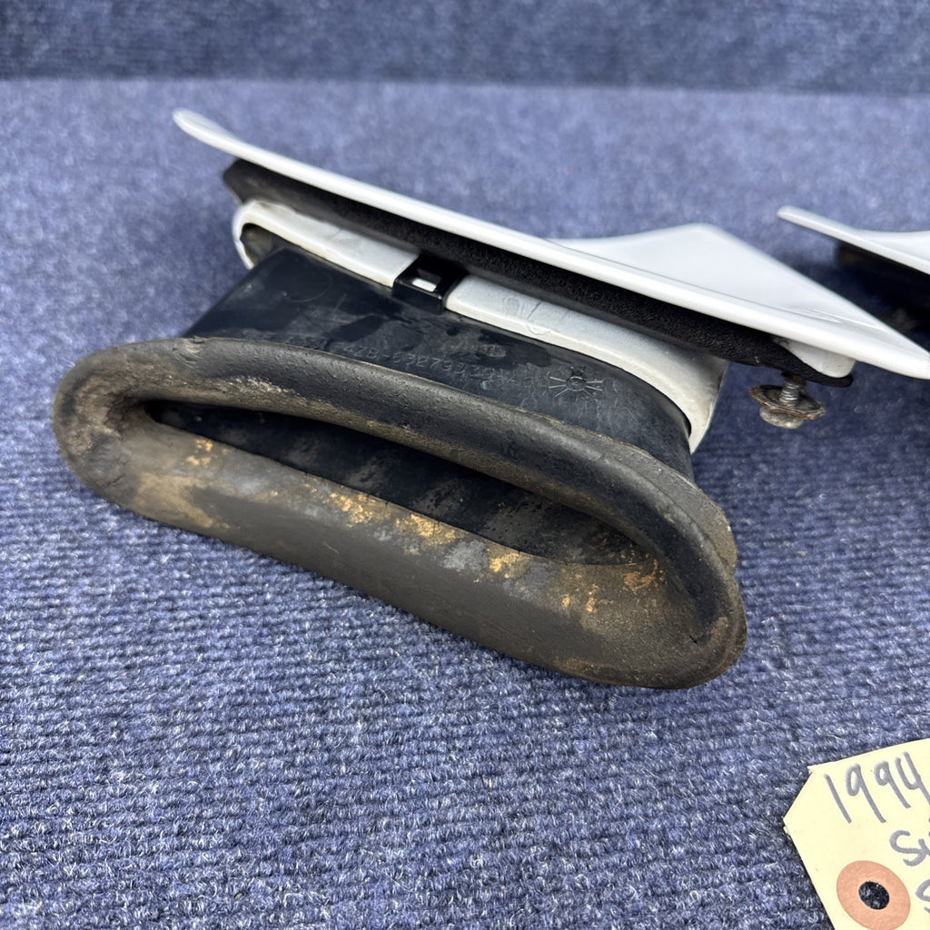 1994-1998 Ford Mustang Cobra Gt LH & Rh Quarter Scoop Side Vent Trim Panel OEM