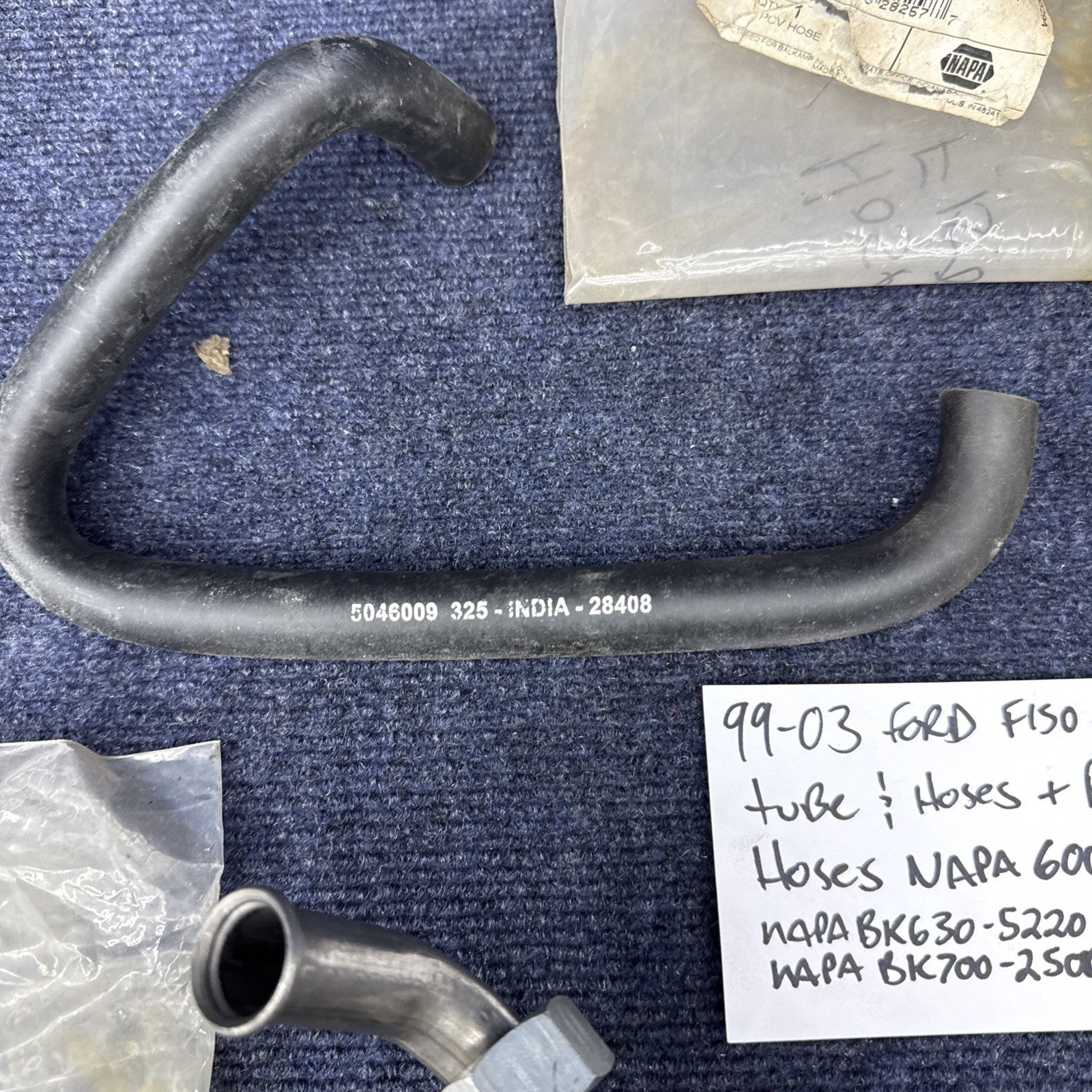 Exhaust Gas Recirculation (EGR) Tube & Pcv Hoses   1999-03 Ford F150 Lincoln Lot