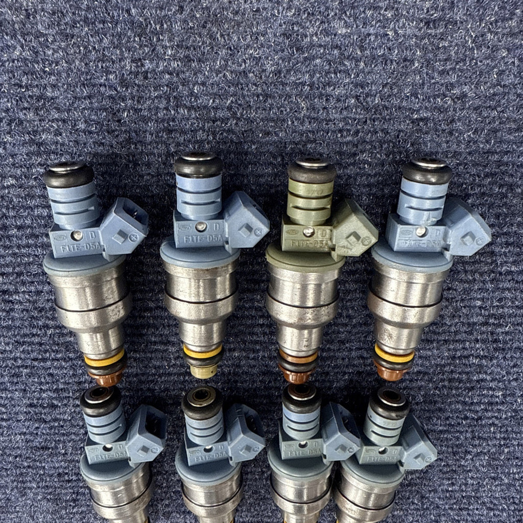 93-98 Mustang Cobra 5.0 24lb Fuel Injectors 4 Hole Spray Pattern Ford 302 V8 4.6