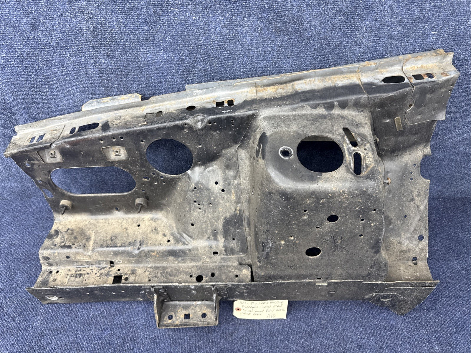 1987 - 1993 MUSTANG RH FENDER APRON FRAME SHOCK TOWER METAL OEM Passenger Side
