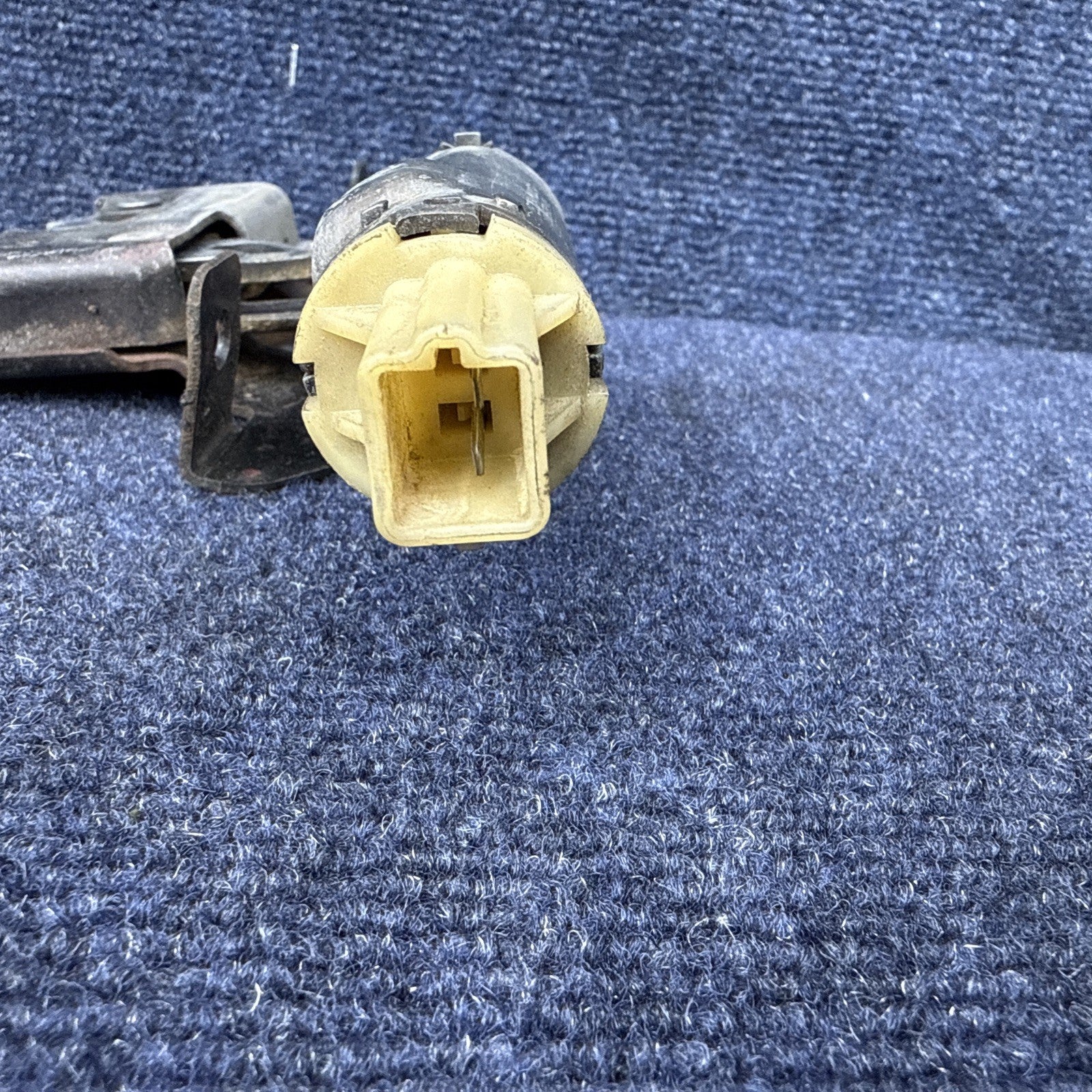 87-91 Ford Mustang Hatch Latch Power Lock Mechanism Rear Hatchback Switch OEM