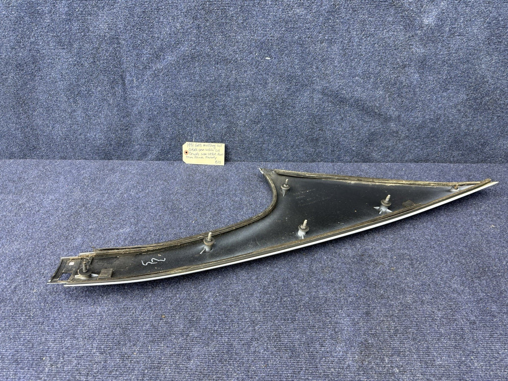 1994-1998 Mustang Svt Cobra Coupe Roof Rear Quarter Glass Trim Moulding - Driver