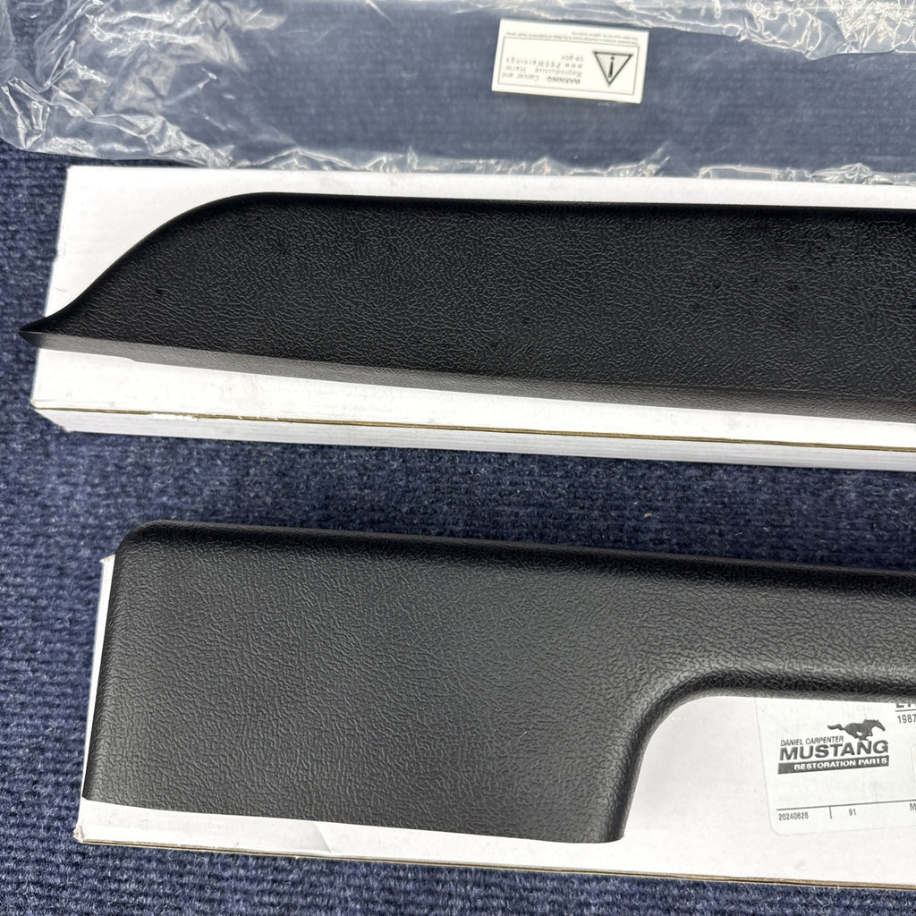 1987-1993 Mustang Door Arm Rest Pads Black LH RH Pair (for Power Windows)