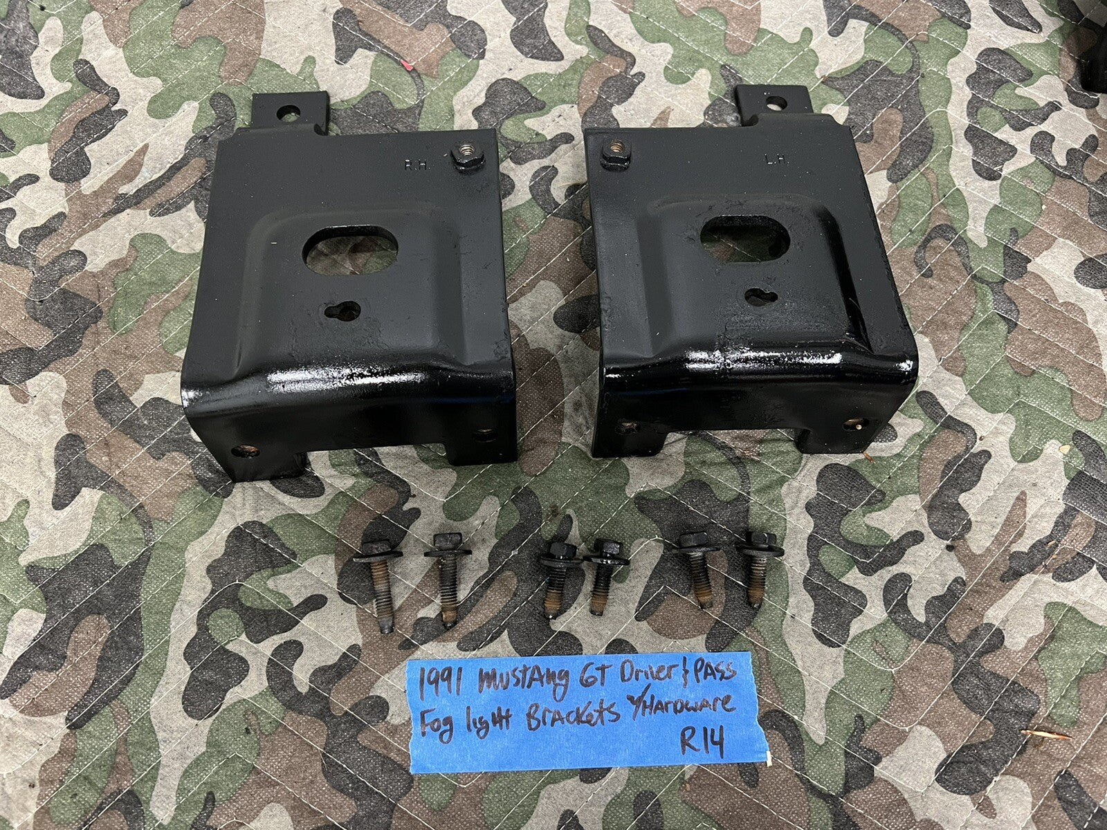 87-93 Ford Mustang GT Fog Light Mounting Bracket Bumper Support Brace OEM RH LH