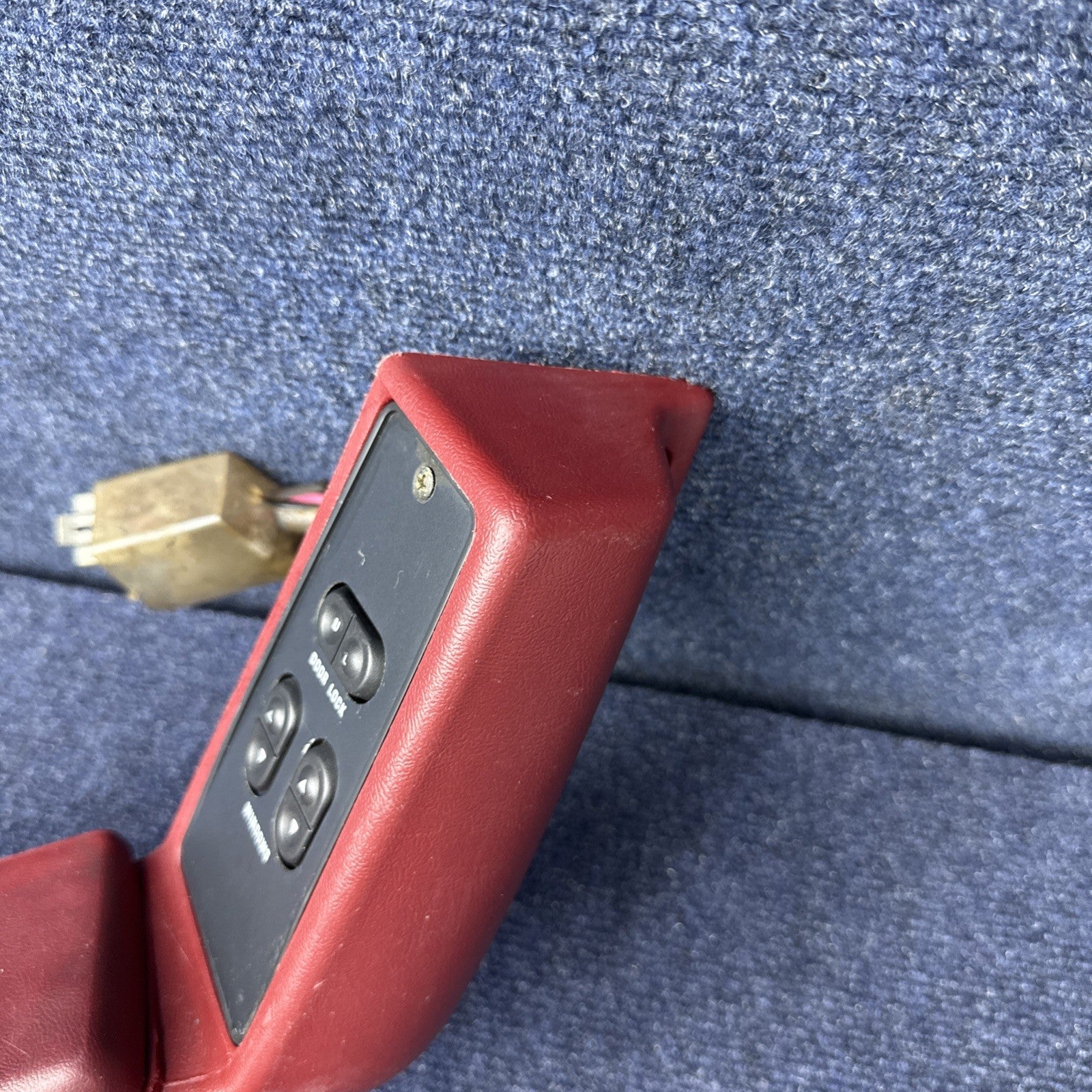 1987-1993 FORD MUSTANG RED DOOR ARMREST & Window Switch LEFT DRIVER PULL OEM Gt