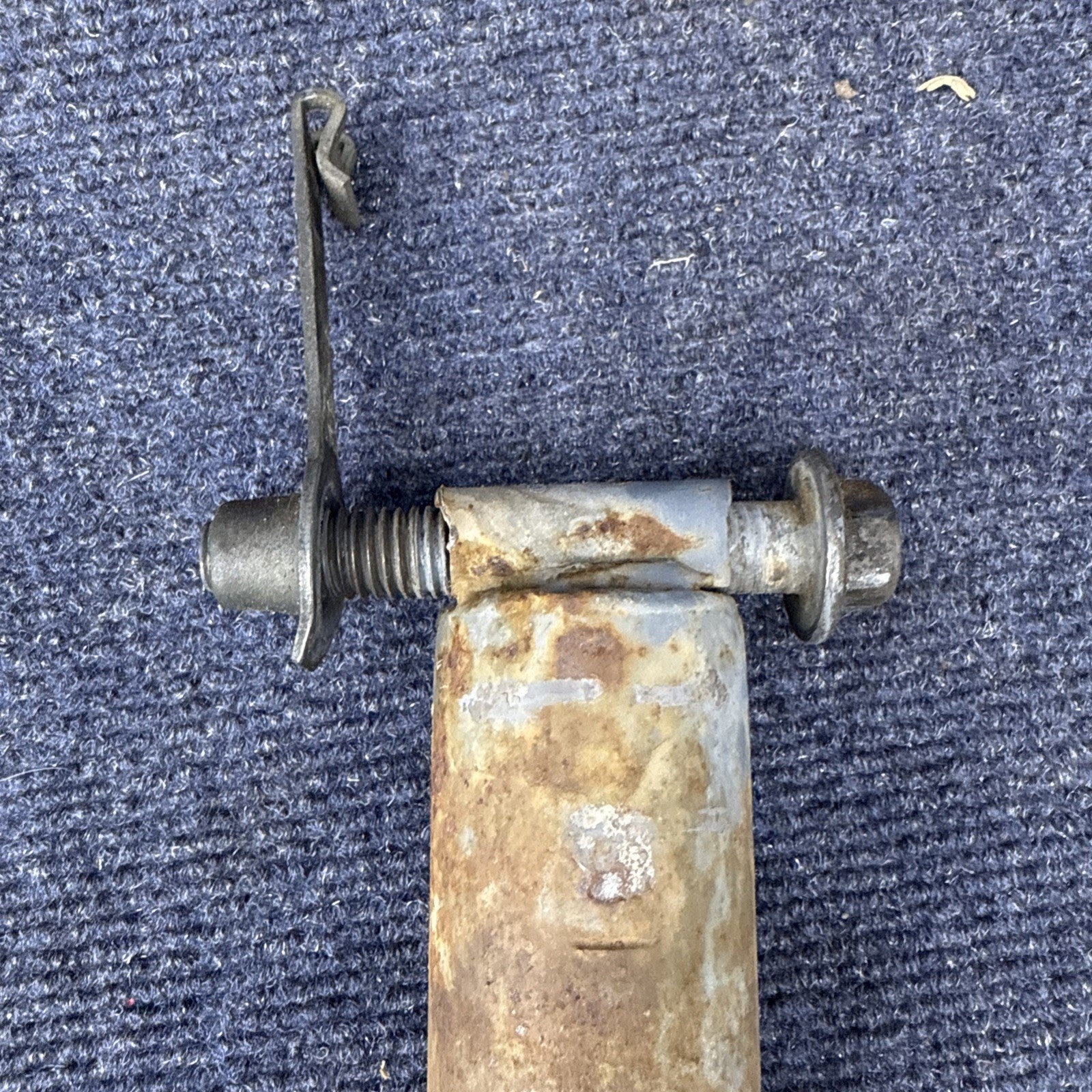 87-89 Ford Mustang Front Bumper Shock Absorbers Impact Crash Core Support Bars