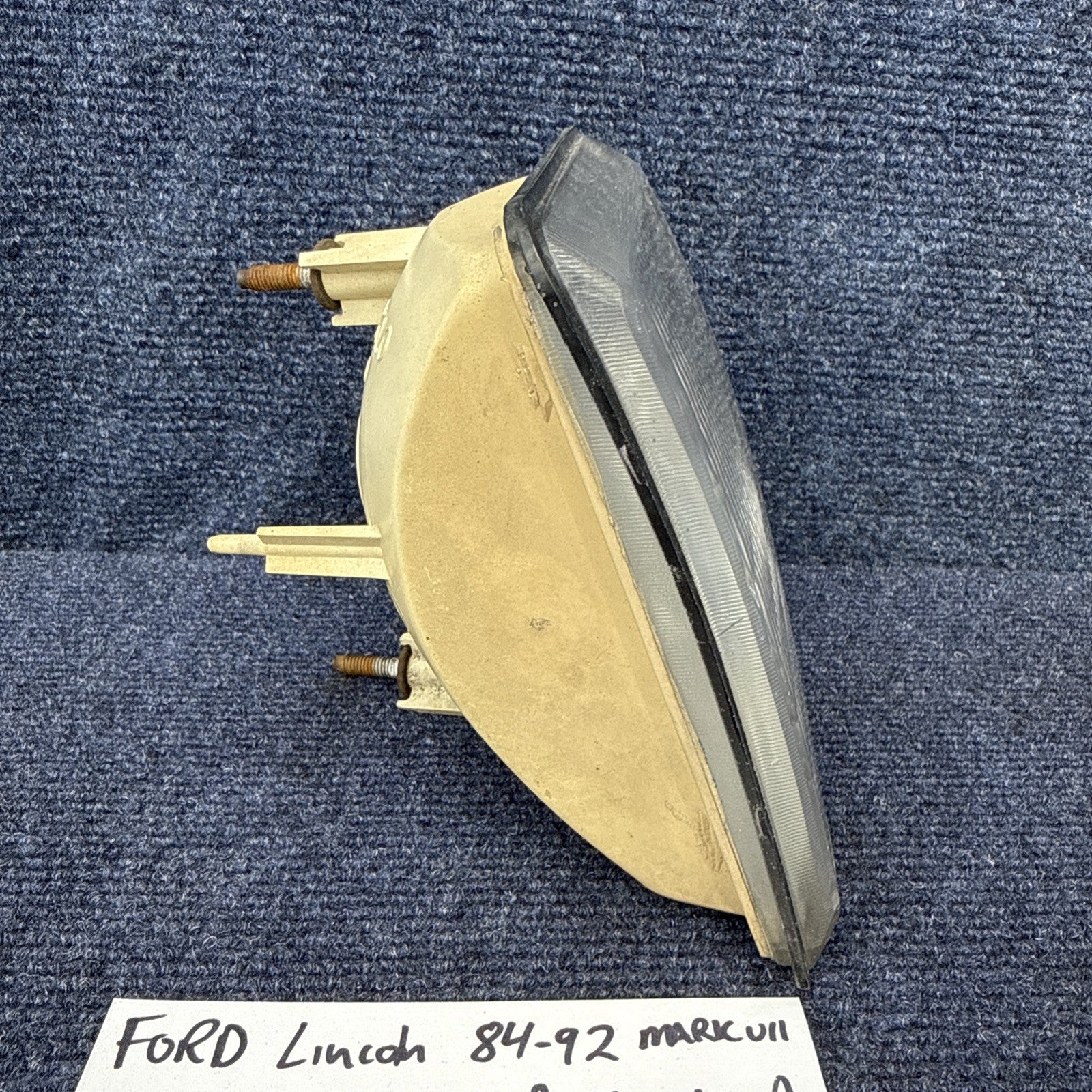 Ford E4LY-13201-B Left Driver Front Inner Parking Lamp -- 84-92 Lincoln Mark VII