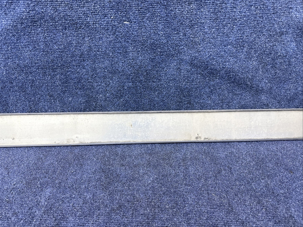 1984 - 1992 Lincoln Mark VII Body Side Moulding Right Door E4LY-6320938BP Driver