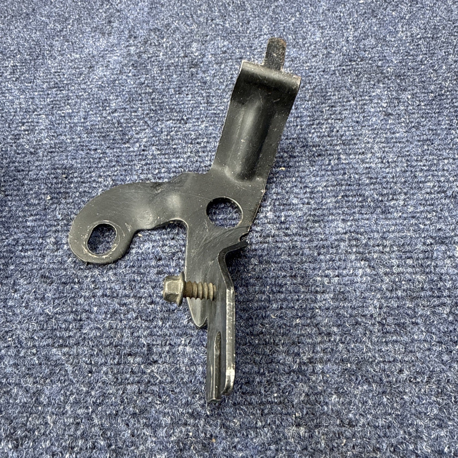 1987-93 Ford Mustang AOD Automatic TV Kickdown Cable Mount Bracket 5.0L OEM