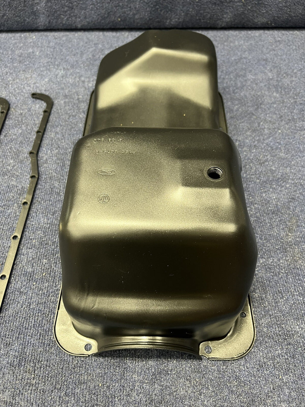 1982-1995 FORD MUSTANG 5.0L ENGINE OIL PAN/flanges/ Pick Up Tube /oil sensor Oem