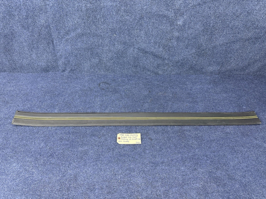 1979-1984 Ford Mustang Side Door Body Trim Moulding Molding Black LH Drivers
