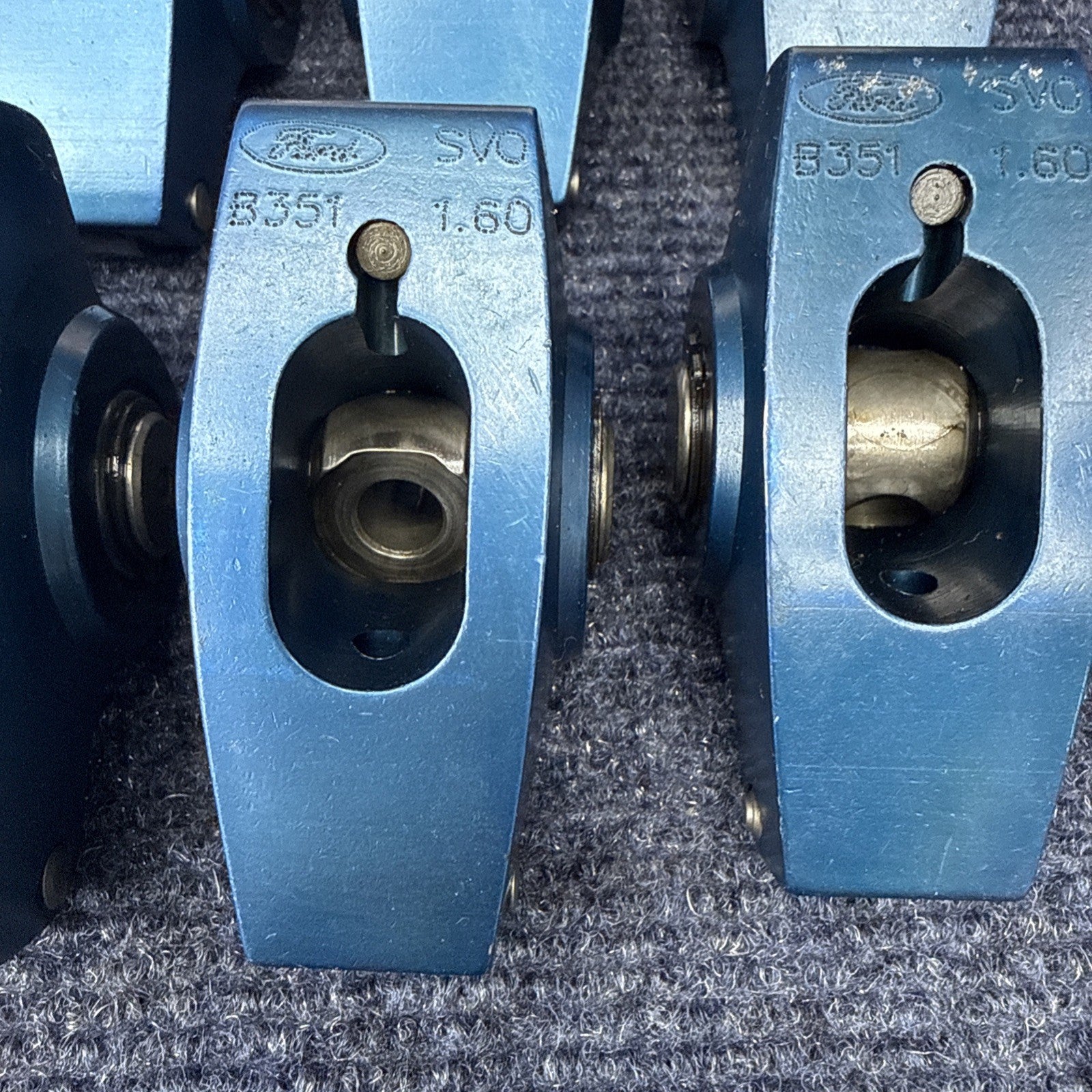 Ford Racing 1.60 Roller Rockers M-6564-b351 Motorsport SVO 302/351 SBF Pedestal