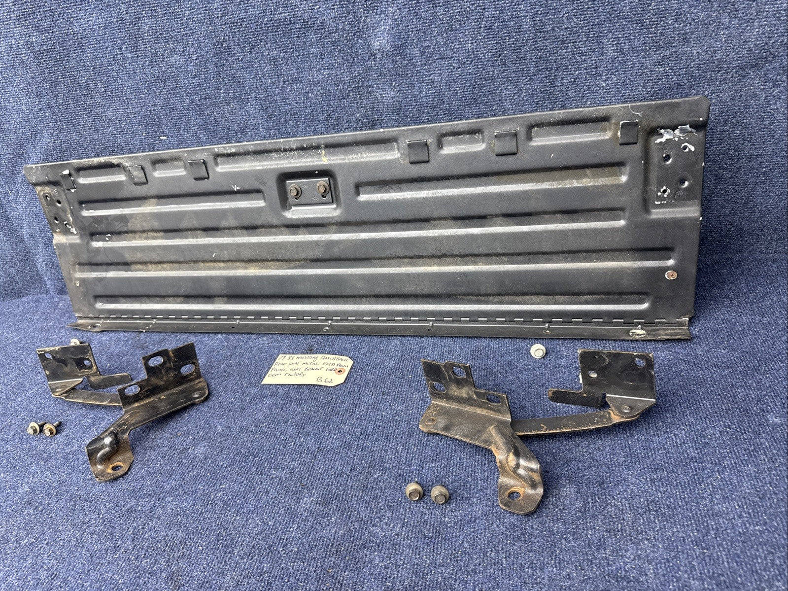 79-83 MUSTANG HATCHBACK REAR BACK SEAT METAL FOLD DOWN PANEL TRUNK COVER OEM