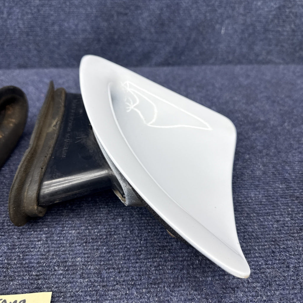 1994-1998 Ford Mustang Cobra Gt LH & Rh Quarter Scoop Side Vent Trim Panel OEM