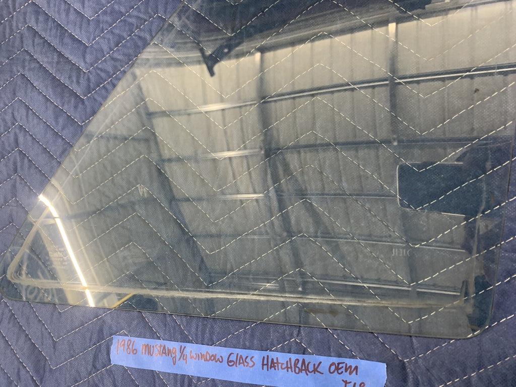 79 80 81 82 83 84 85 86 Ford Mustang Hatchback Right Rear 1/4 Glass GT Passenger