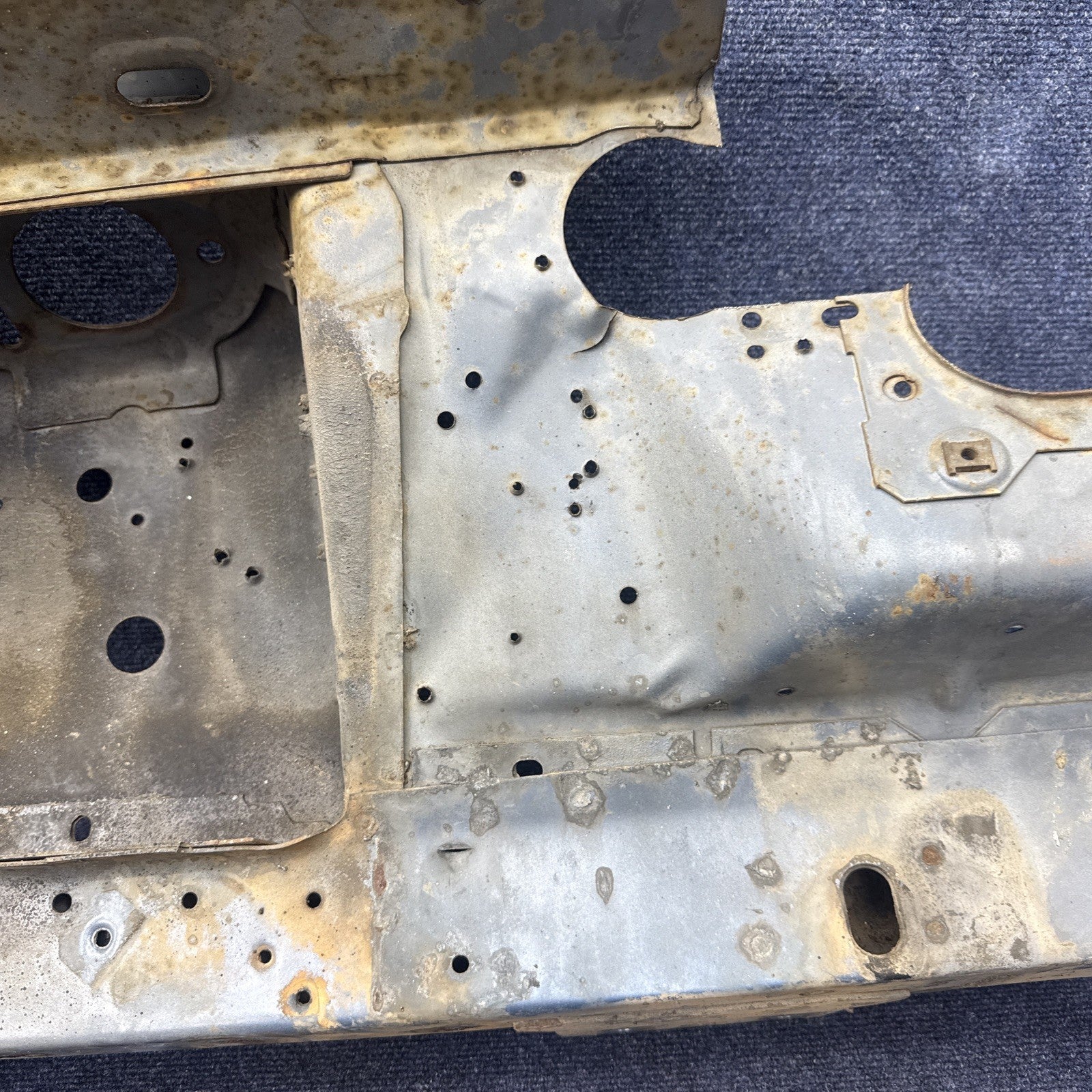 1987  1993 MUSTANG Rh FENDER APRON FRAME SHOCK TOWER METAL OEM Passenger Side 90