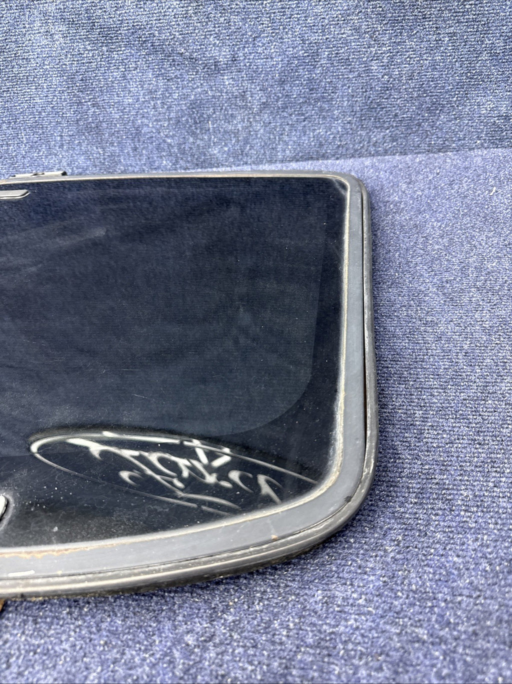 1979-1993 FORD MUSTANG SUNROOF GLASS CARLITE ORIGINAL Factory OEM With Latch