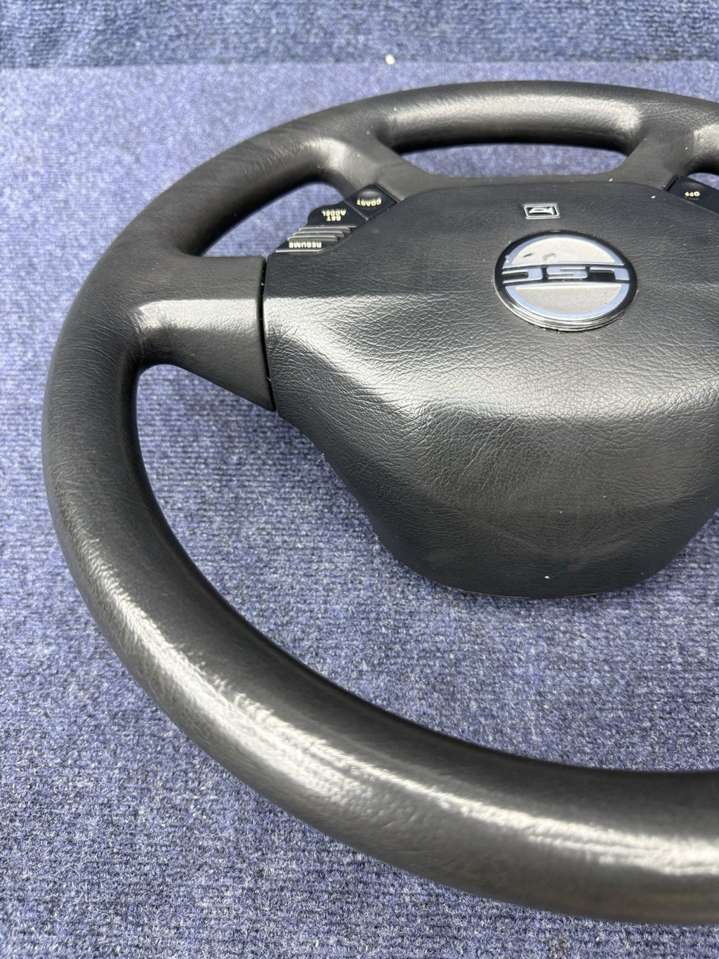 GENUINE Ford 1986 Lincoln Black Leather Steering Wheel w/Controls Mark VII Lsc