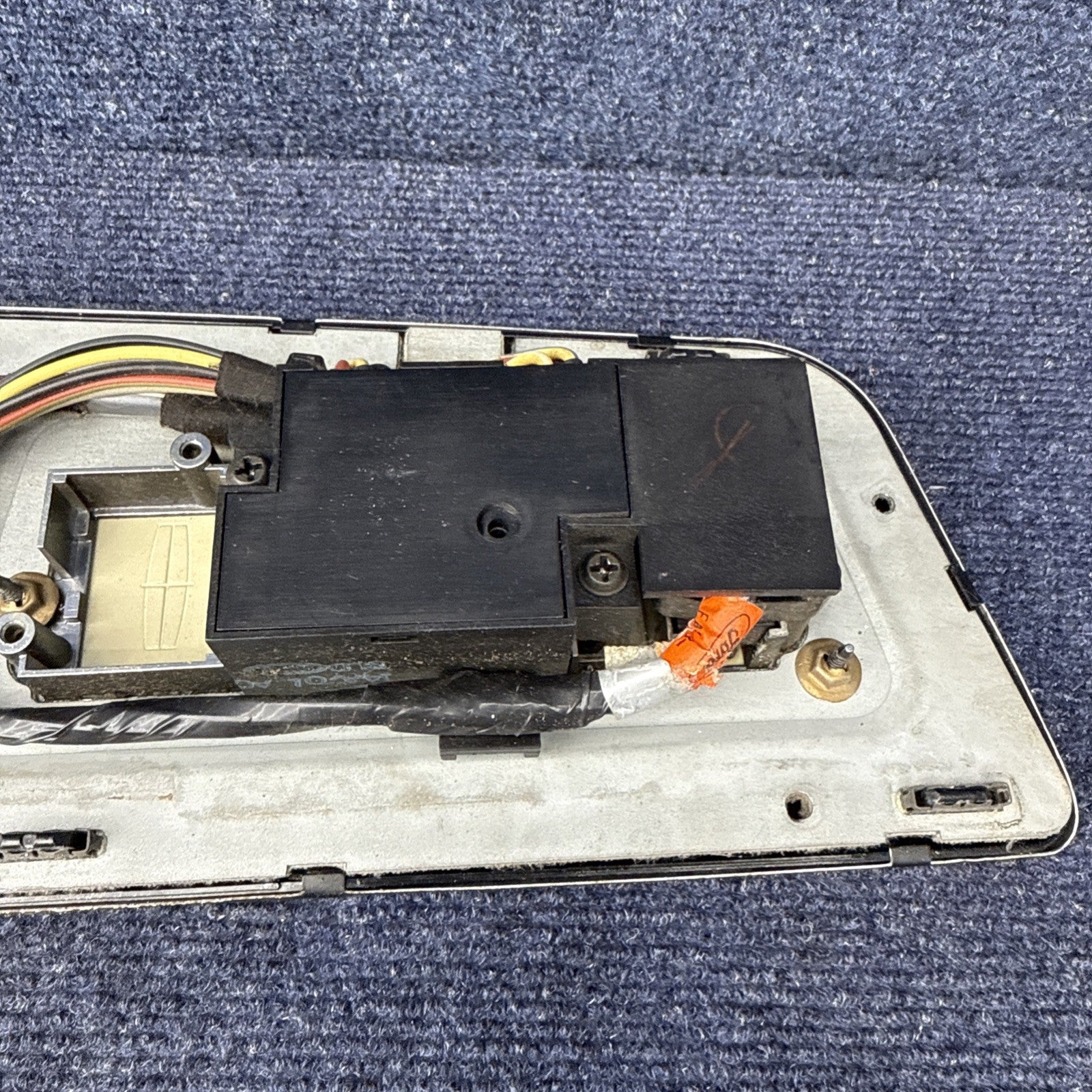 1984-92 Lincoln Mark VII OEM Seat Switch Power Lock Switch DRIVER Door LH