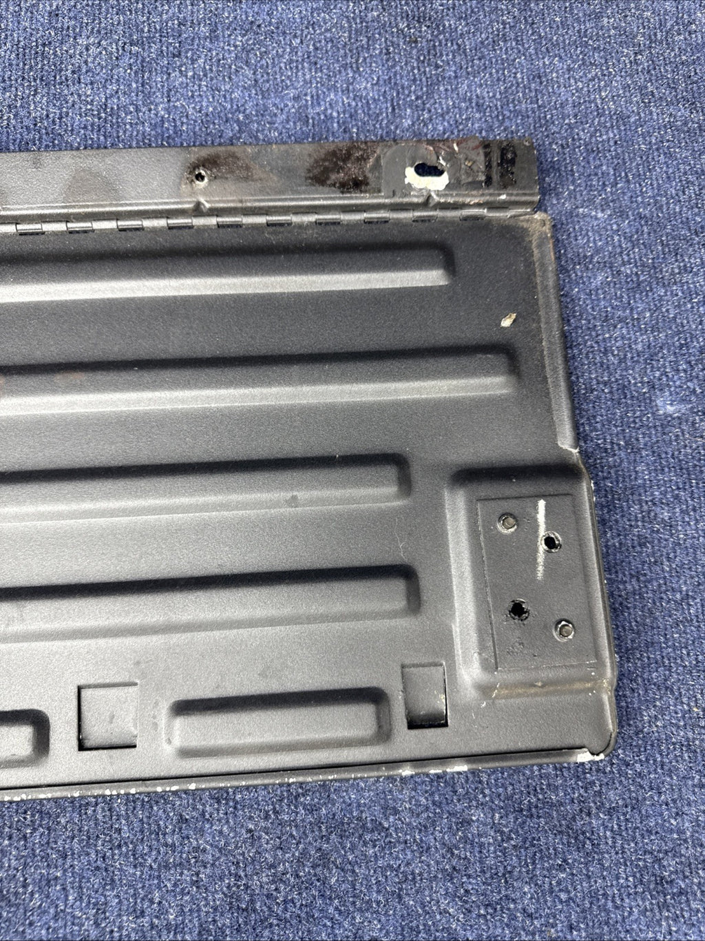 79-83 MUSTANG HATCHBACK REAR BACK SEAT METAL FOLD DOWN PANEL TRUNK COVER OEM