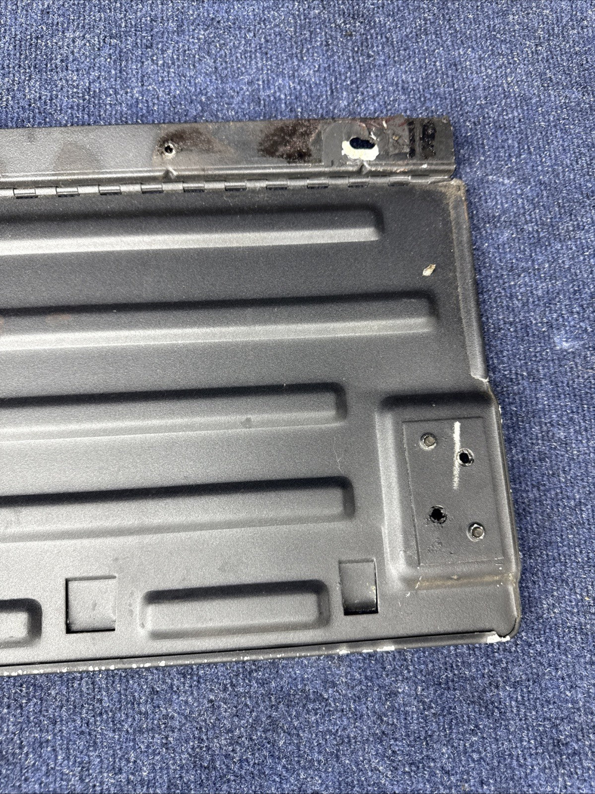 79-83 MUSTANG HATCHBACK REAR BACK SEAT METAL FOLD DOWN PANEL TRUNK COVER OEM