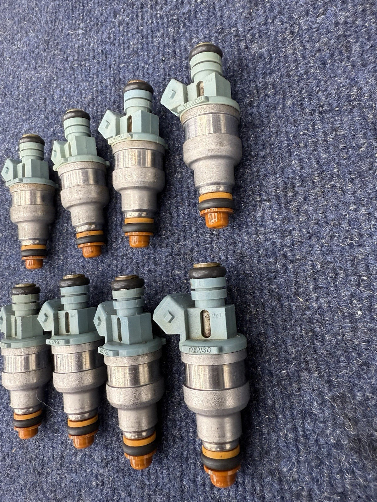 93-98 Mustang Cobra 5.0 24lb Fuel Injectors 4 Hole Spray Pattern Ford 302 V8 4.6
