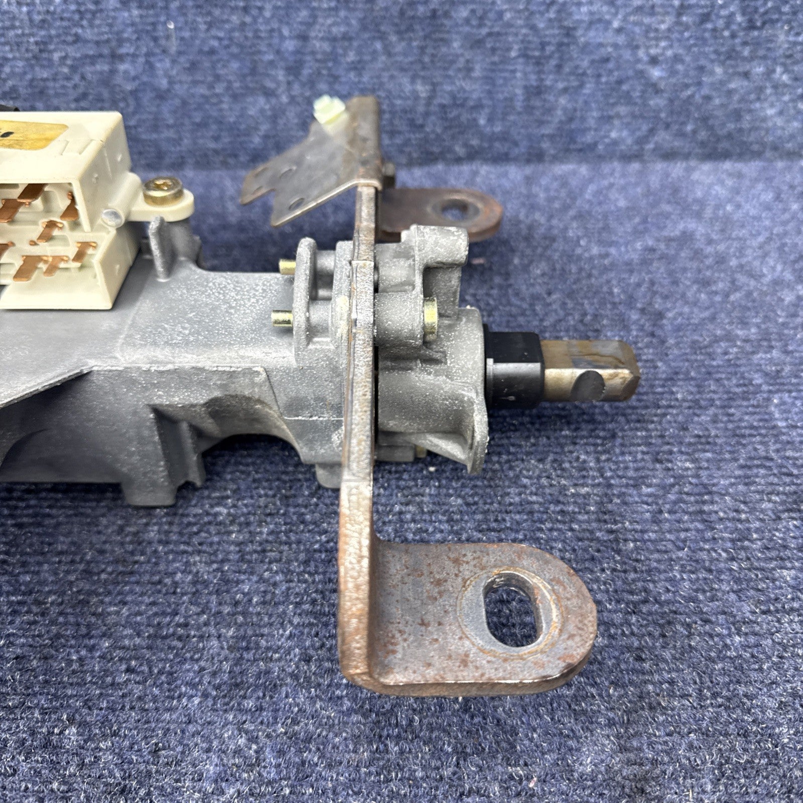 94 1994 Ford Mustang Svt Cobra OEM Manual Steering Column Assembly Factory Sn95